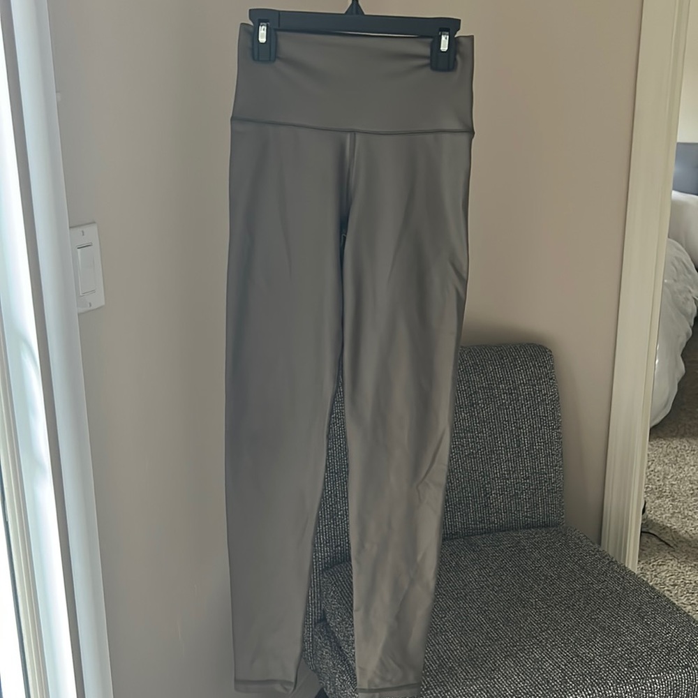 Dark green leggings